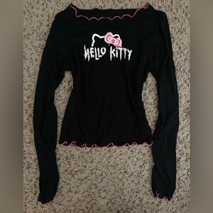 [SOLD] Hello Kitty Black Long Sleeve